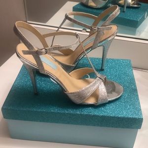 Betsy Johnson Silver Heels - Blue by Betsy Johnson